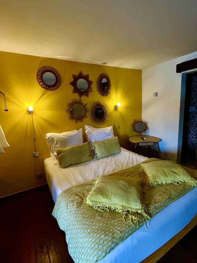 O Petit Monde Hotel Sanary-sur-Mer Exterior photo